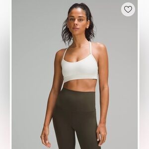 Lululemon Flow Y Bra in White | Size 6